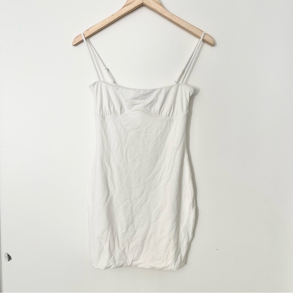 NWT OH POLLY Miley Ruched Bust Mini Dress in White Size US 8 - Picture 5 of 8